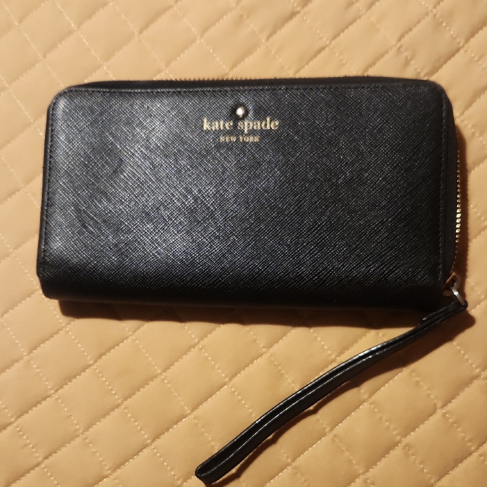 Kate Spade Black Wristlet Wallet